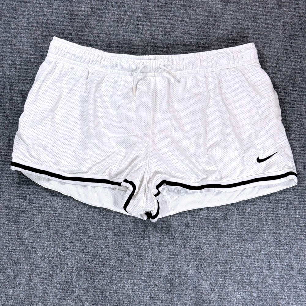 Nike Sportswear Essentials Women's XXL White Mesh Mid Rise Athletic Shorts